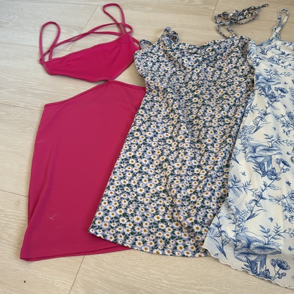 Floral Blue and Pink Women's Dress Bundle of 4 - Picture 5 of 7